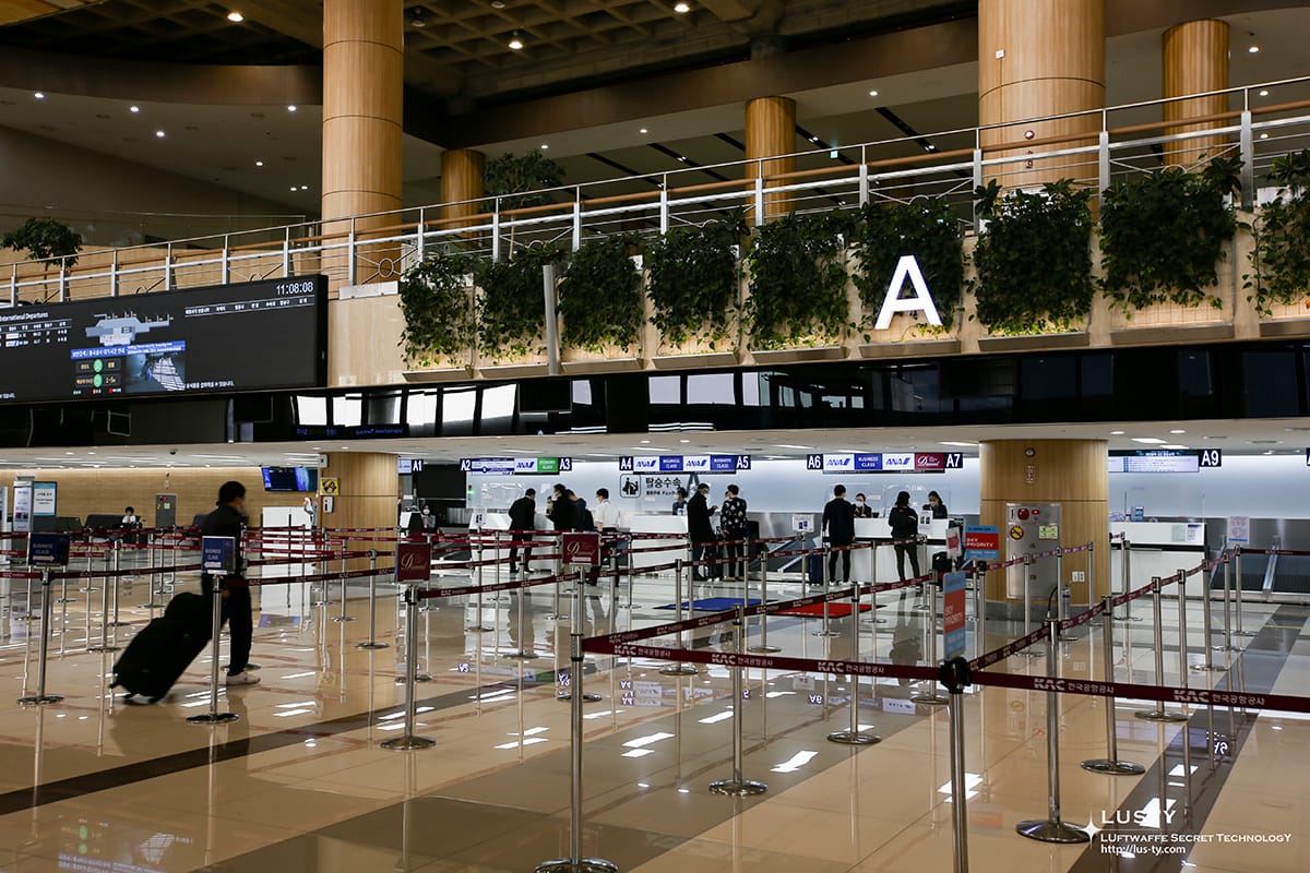 김포공항 국제선 출국장 체크인 카운터