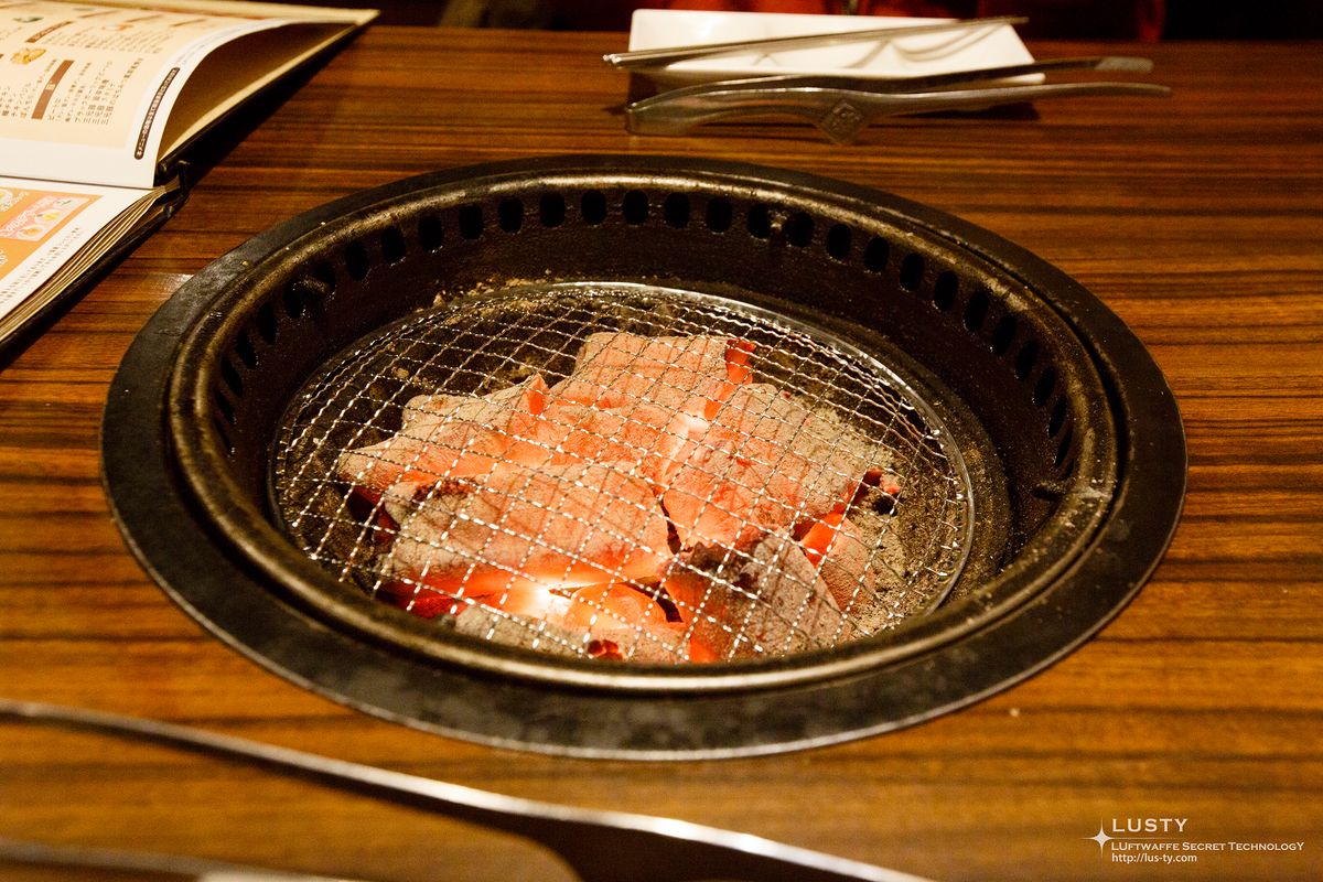 테이블 내장 숯불 구이 화로