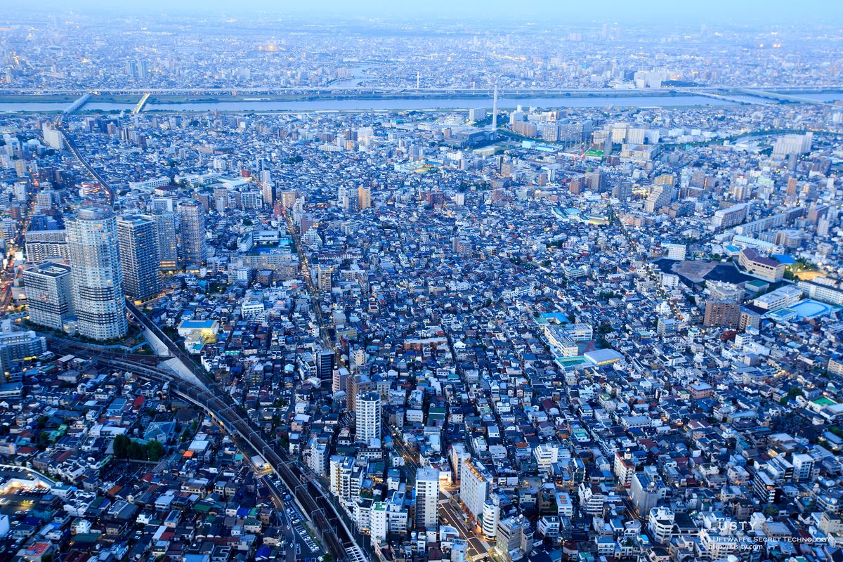 TAB강변 철도와 도시 야경 전망