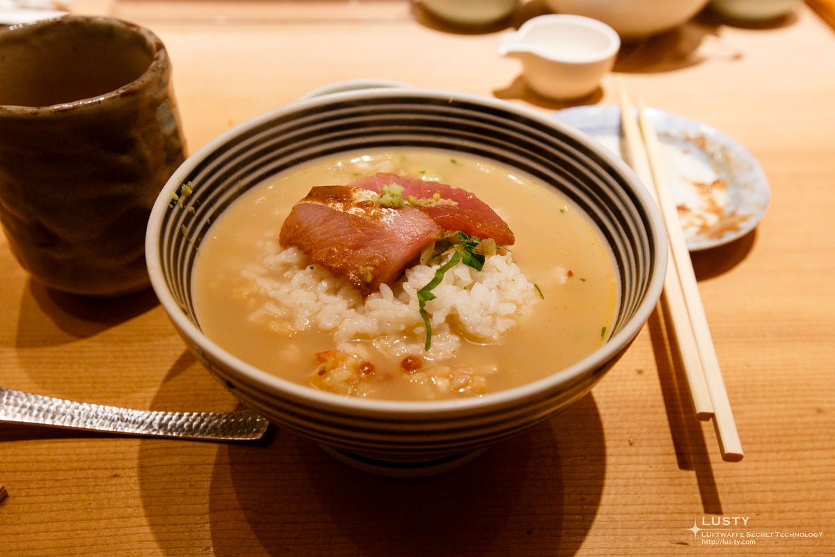 참치 올린 차즈케 한 그릇