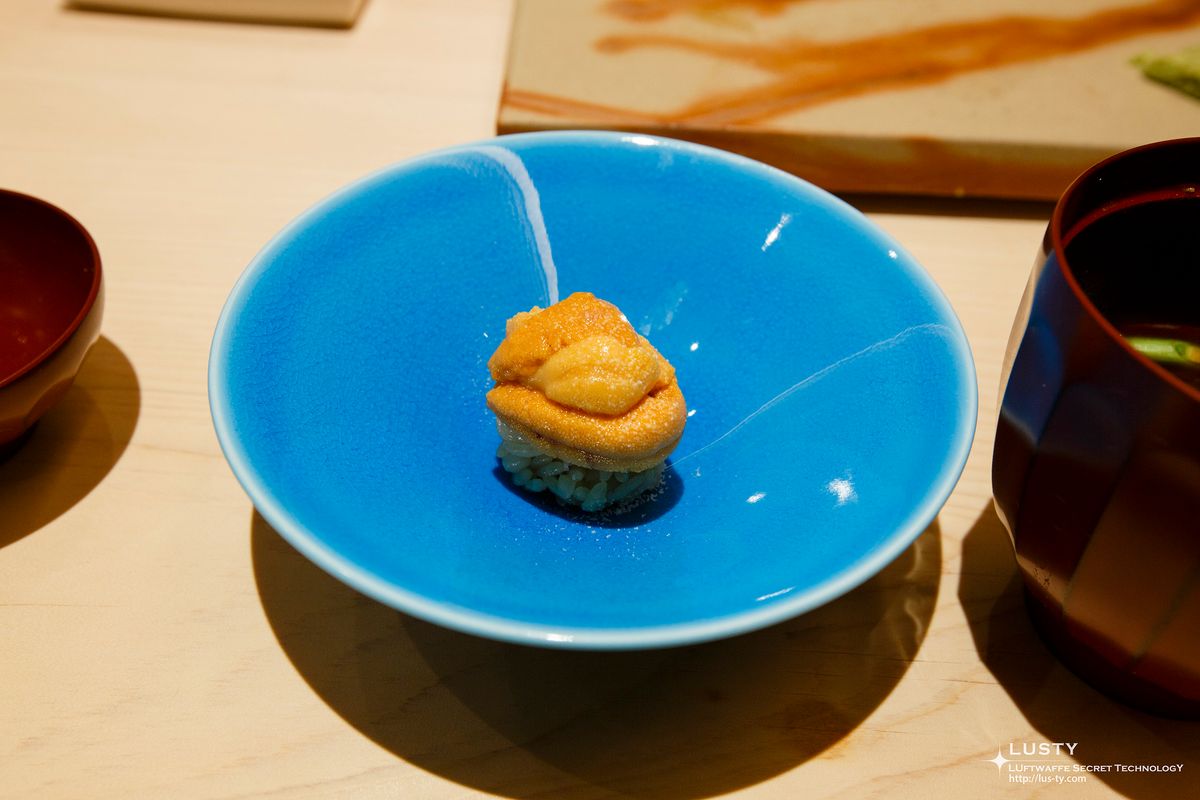 홋카이도산 우니 이미지