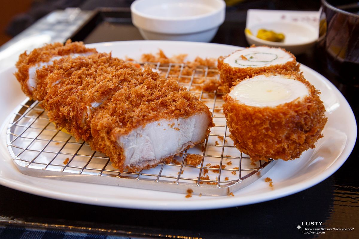 로스카츠와 롤카츠 반조각