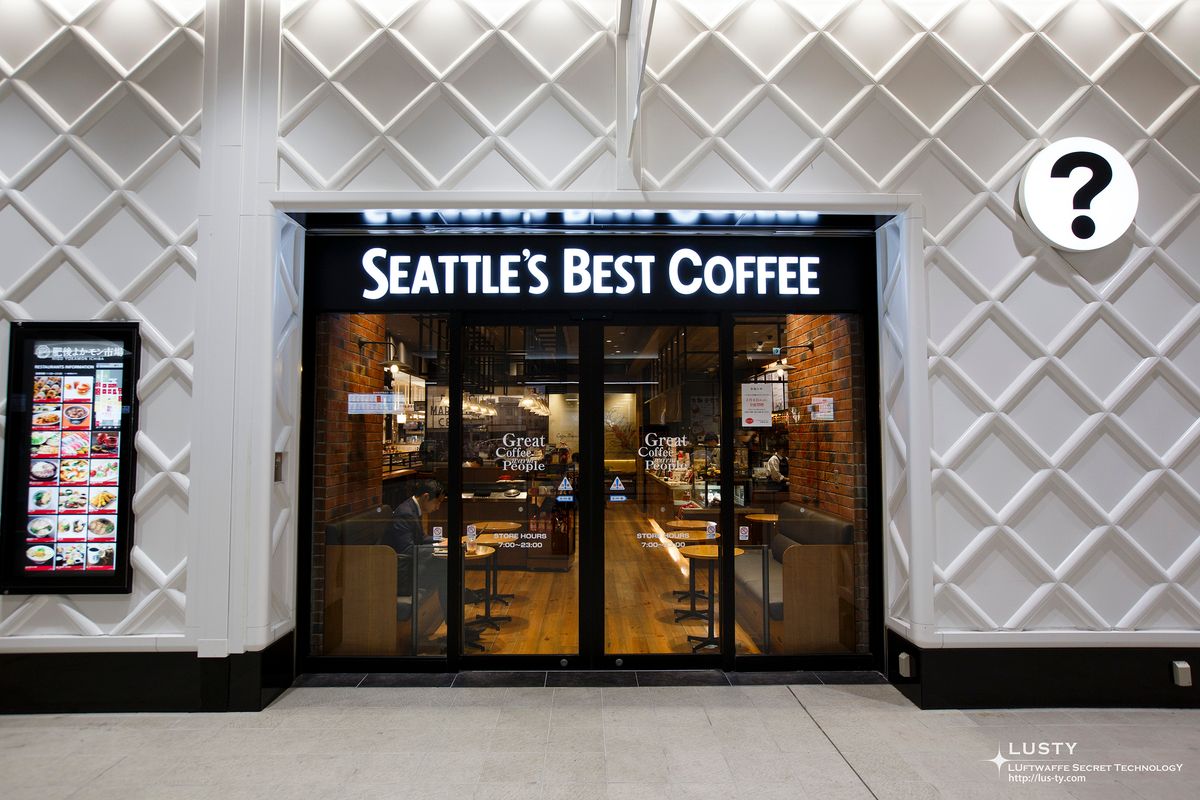 Seattle's Best Coffee 매장 입구