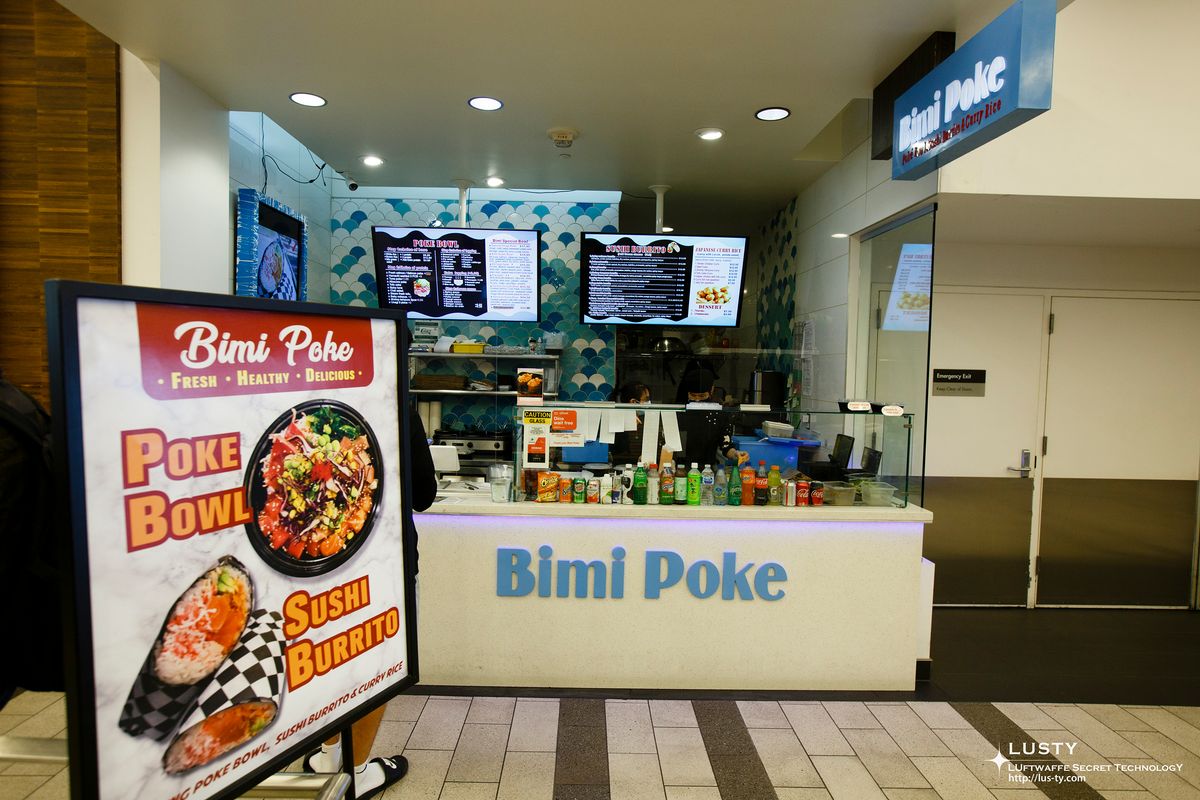 Bimi Poke 카운터와 메뉴판